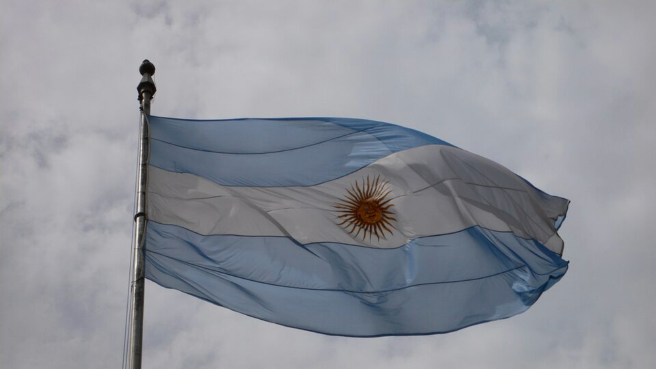 Números na Argentina viram pauta de debate no Brasil