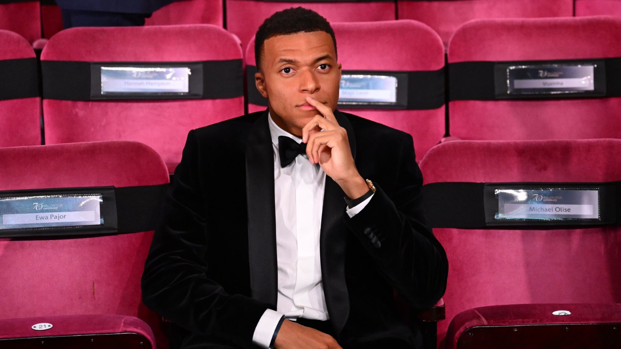 Dez anos após primeira indicação, Mbappé fica em segundo na Bola de Ouro 2026