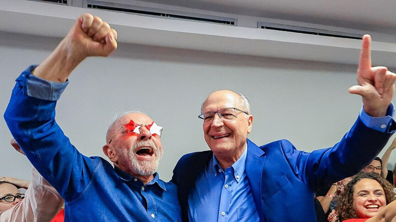 Vitória de Lula chama atenção dos jornais pelo mundo