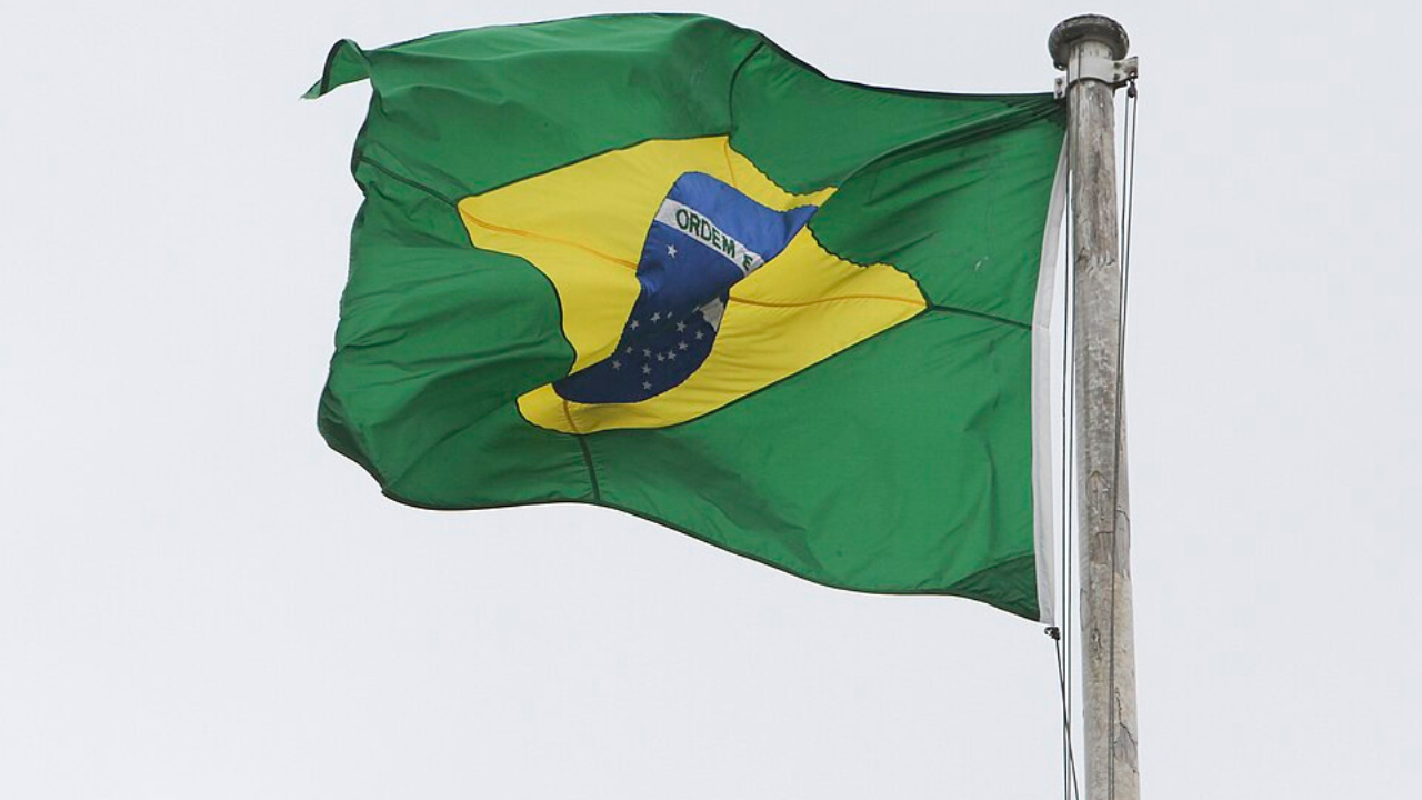 Desemprego no Brasil cai durante terceiro trimestre