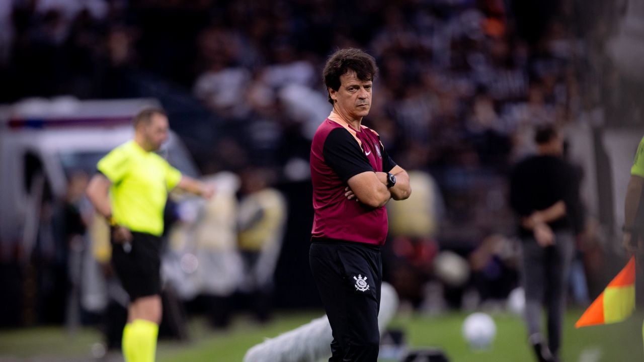 Fernando Diniz é demitido pelo Corinthians após sequência de sete derrotas