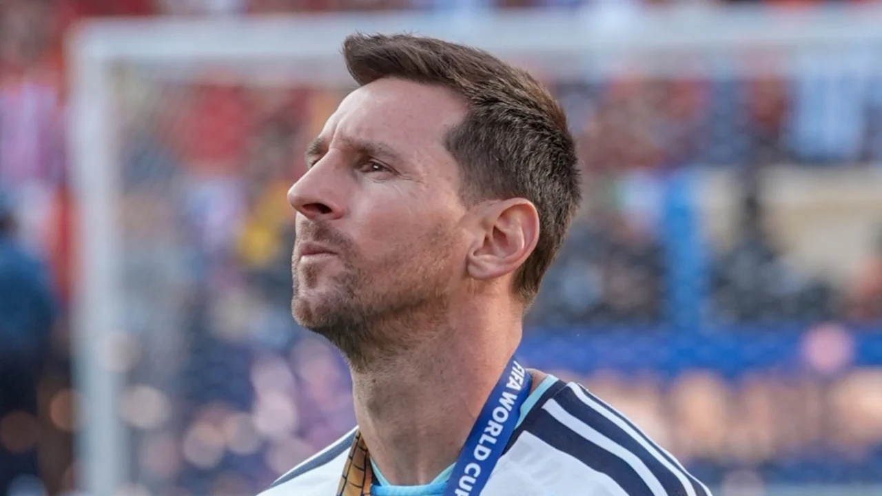 Messi se despede novamente e emociona argentinos