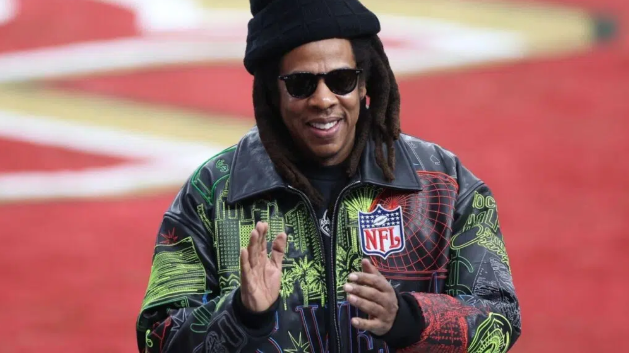Jay Z é anunciado como atração principal do SuperBowl 2027