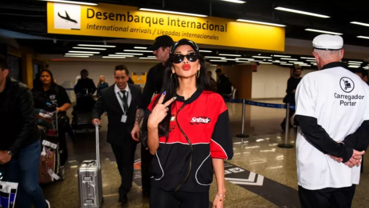 Nicole Scherzinger desembarca em São Paulo para primeiro show do Pussycat Dolls no país