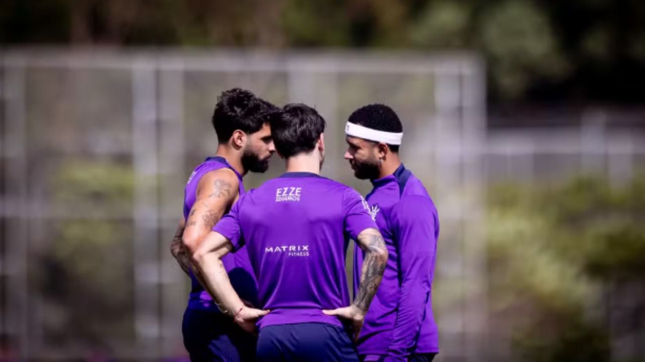 Trio GYM: Corinthians volta a ter Garro, Yuri e Memphis após quatro meses