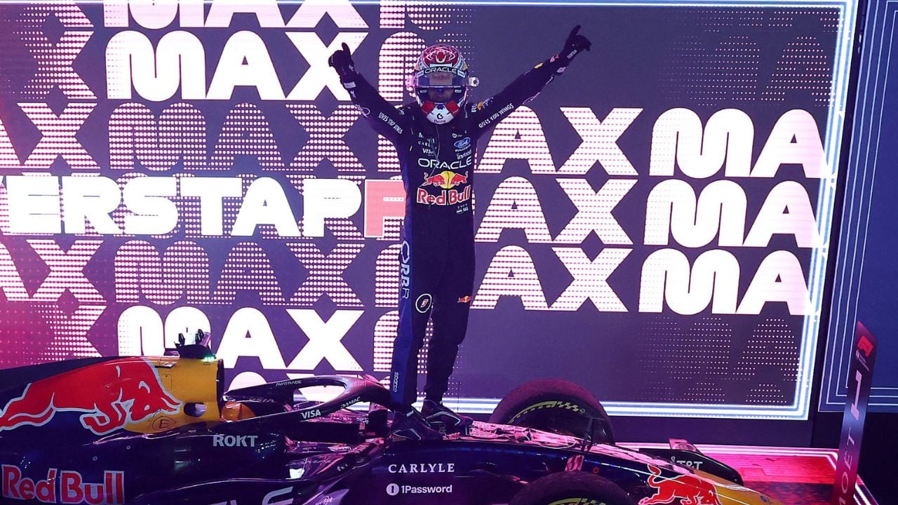 Max Verstappen brilha em Singapura e conquista vitória inédita na F1