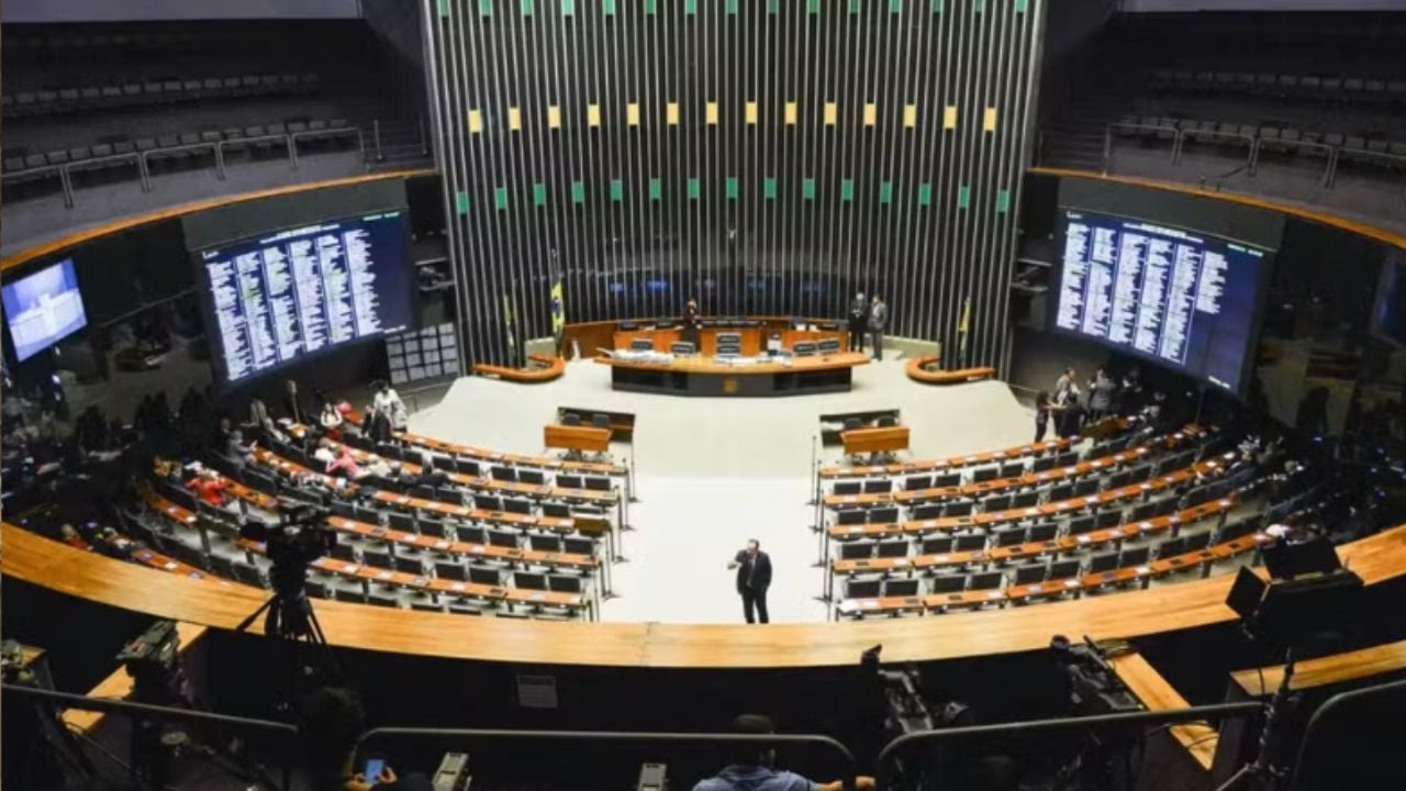 Veja os famosos que tentaram uma vaga nas eleições de 2026, mas não foram eleitos
