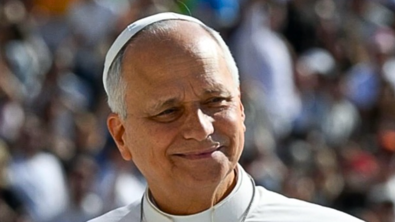 Papa Leão XIV tem câncer de pulmão confirmado após cirurgia