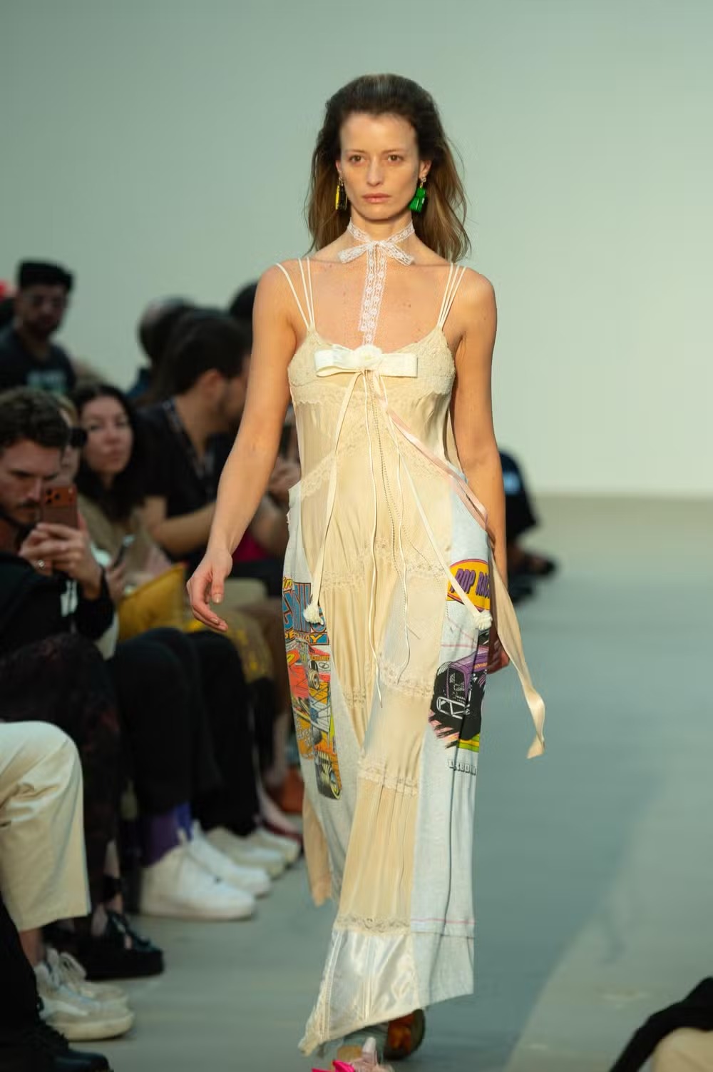 Supermodelos que marcaram os anos 2000 voltam às passarelas no penúltimo dia do SPFW
