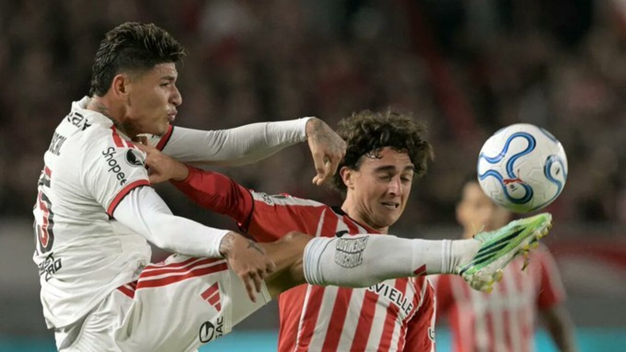 Flamengo empata com Estudiantes sem finalização certa