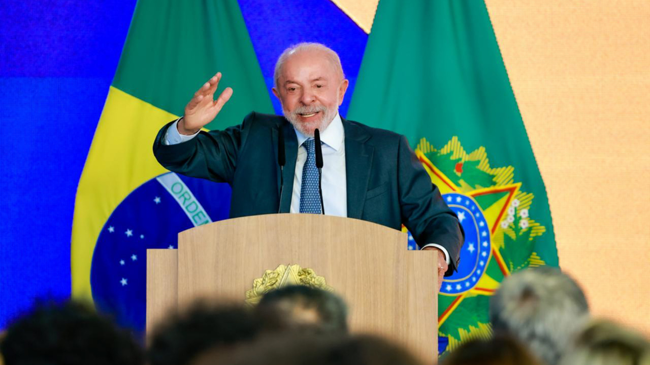Governo anuncia perdão de dívidas e PIX de R$ 5 mil para MEIs